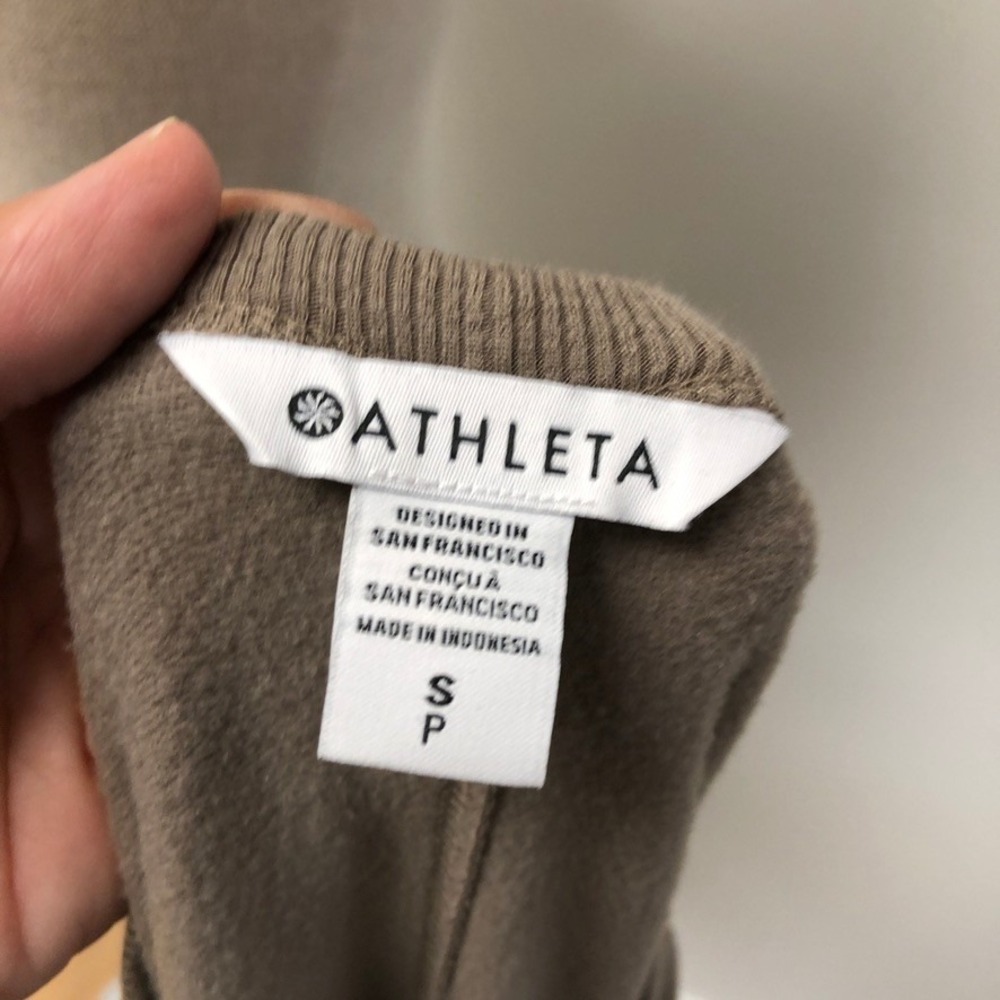 Athleta Coaster Luxe Relaunch Sweatshirt Womens Small Brown Pullover Tencel New - Picture 9 of 14